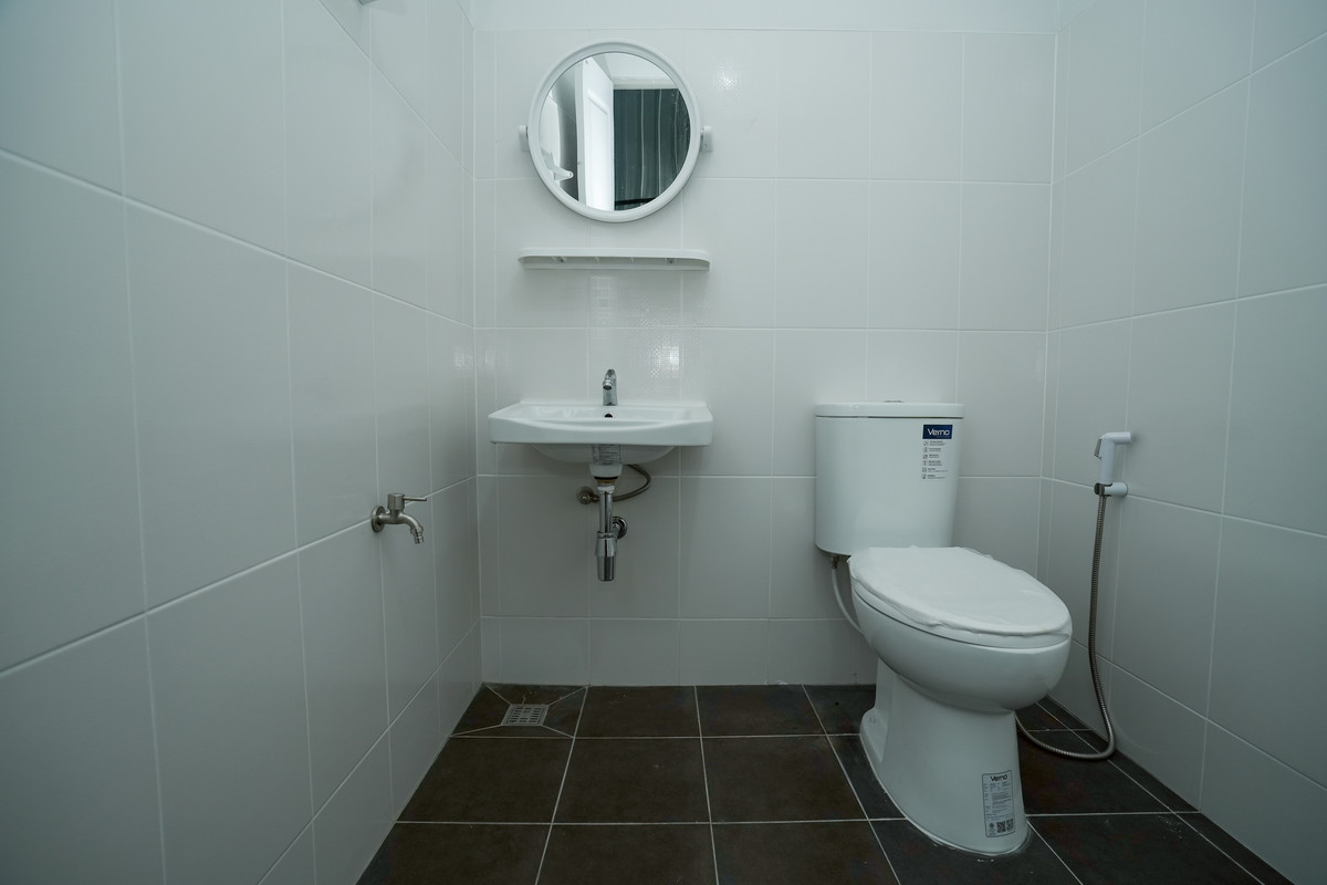 For RentWarehousePattanakan, Srinakarin : Warehouse with office Near Sri Nut BTS Station, Sukhumvit 77, On Nut 51 ( SPSEVE1188 )