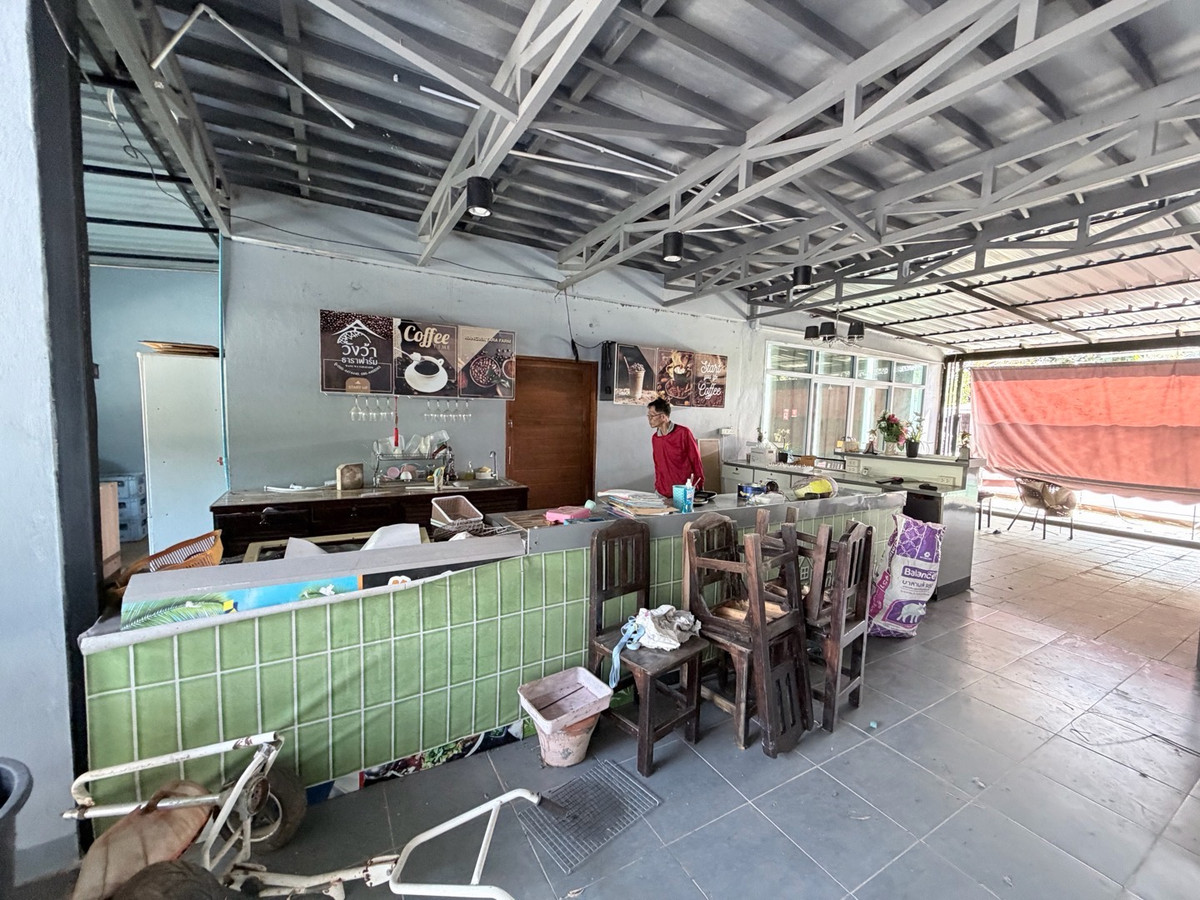 ขายที่ดินลำปาง : [Land Lampang] ขายด่วน! ที่ดิน 1 ไร่กว่า ริมแม่น้ำวัง วิวดี ใกล้เมืองลำปาง เหมาะสร้าง Private Luxury Villa รีสอร์ท ร้านอาหาร ลานแคมป์ปิ้ง