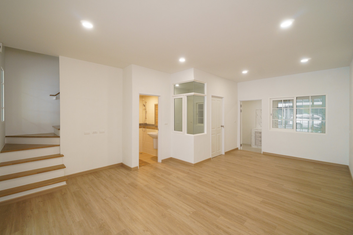 ขายทาวน์โฮมพัฒนาการ ศรีนครินทร์ : P-2870 ขาย !! บ้านรีโนเวทใหม่ โกลเด้นทาวน์ 2 อ่อนนุช-พัฒนาการ เดินทางสะดวก 