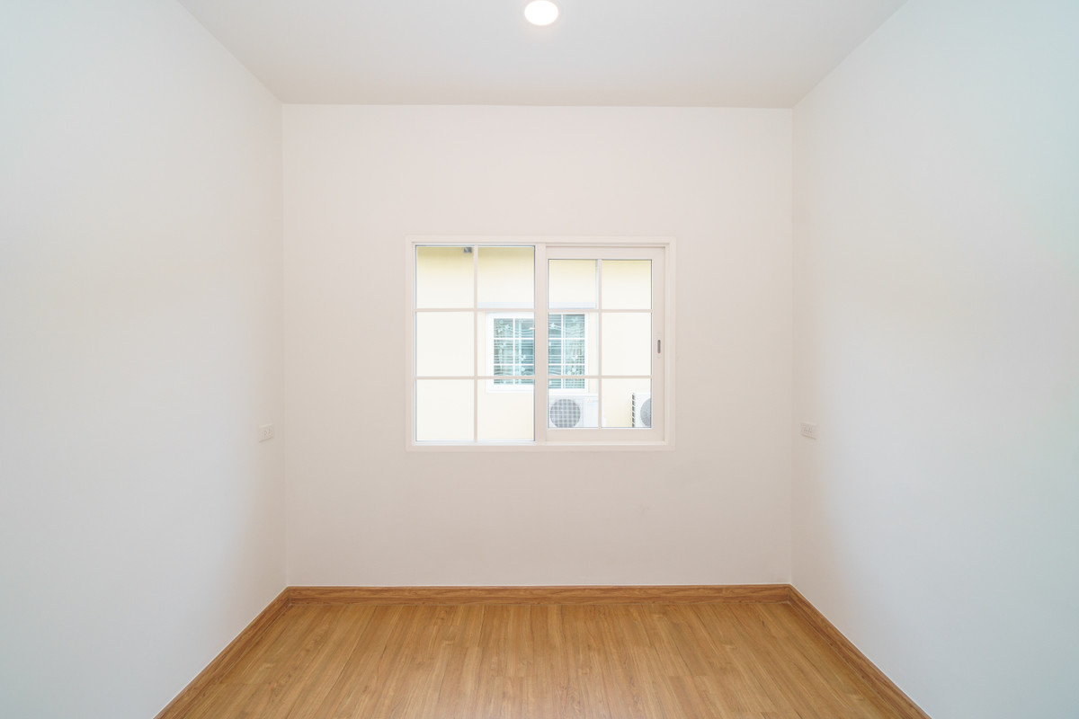 For SaleTownhomePattanakan, Srinakarin : P-2871 for sale!! Newly renovated house, ready to move in, near the expressway, Golden Town 2 On Nut-Phatthanakan.