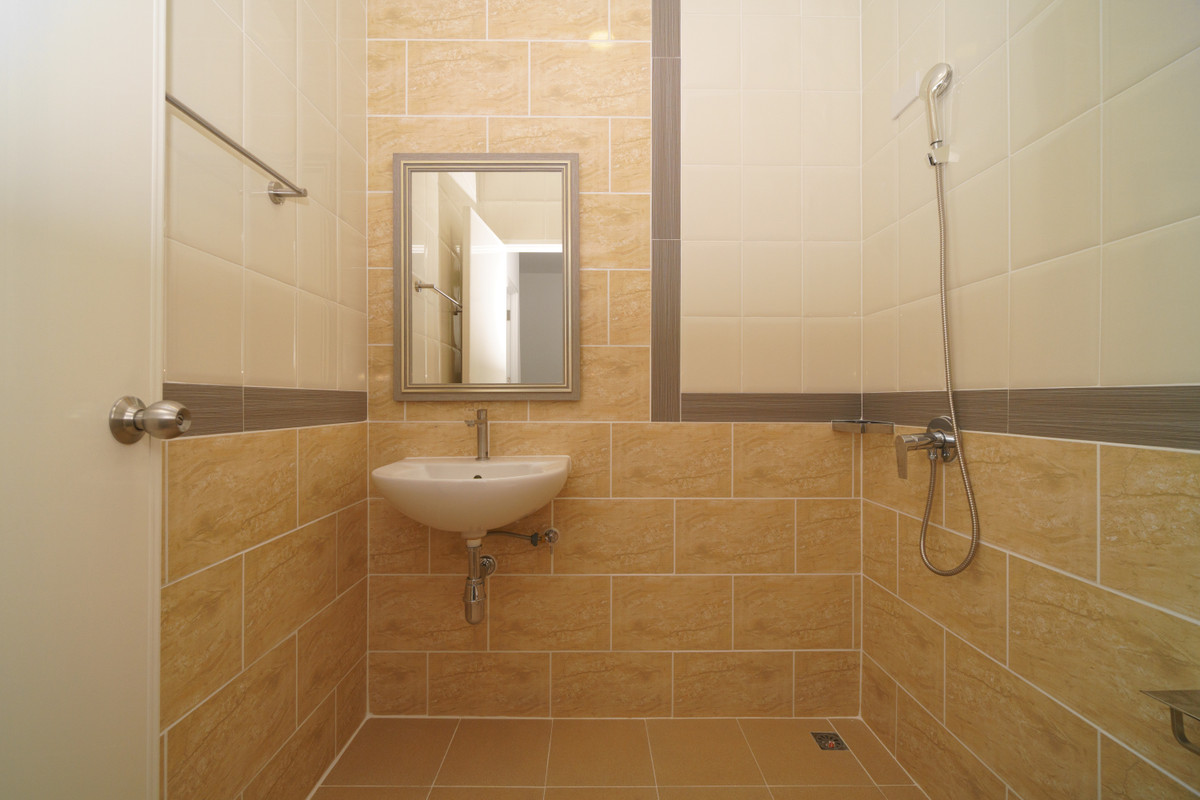 For SaleTownhomePattanakan, Srinakarin : P-2871 for sale!! Newly renovated house, ready to move in, near the expressway, Golden Town 2 On Nut-Phatthanakan.