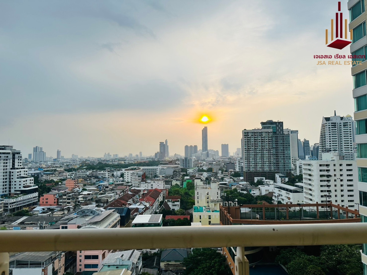 ขายคอนโดสาทร นราธิวาส : ✨ For Sale: The Empire Place Condo ✨  💰 Only  7,000,000THB