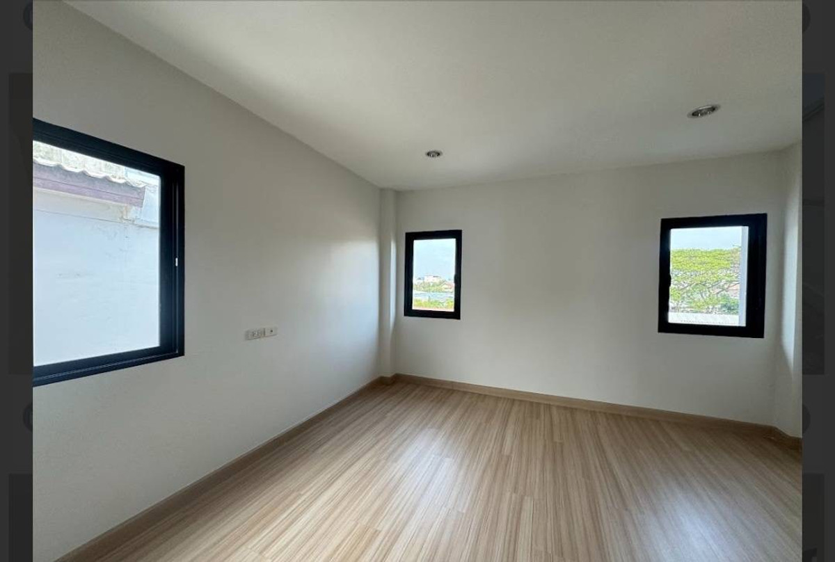 ทาวน์โฮมเกษตร นวมินทร์ ลาดปลาเค้า : บ้านพร้อมอยู่ เดอะซิมโฟนี่ นวมินทร์ 163 หลังมุม ราคาดี ฟังก์ชันครบ