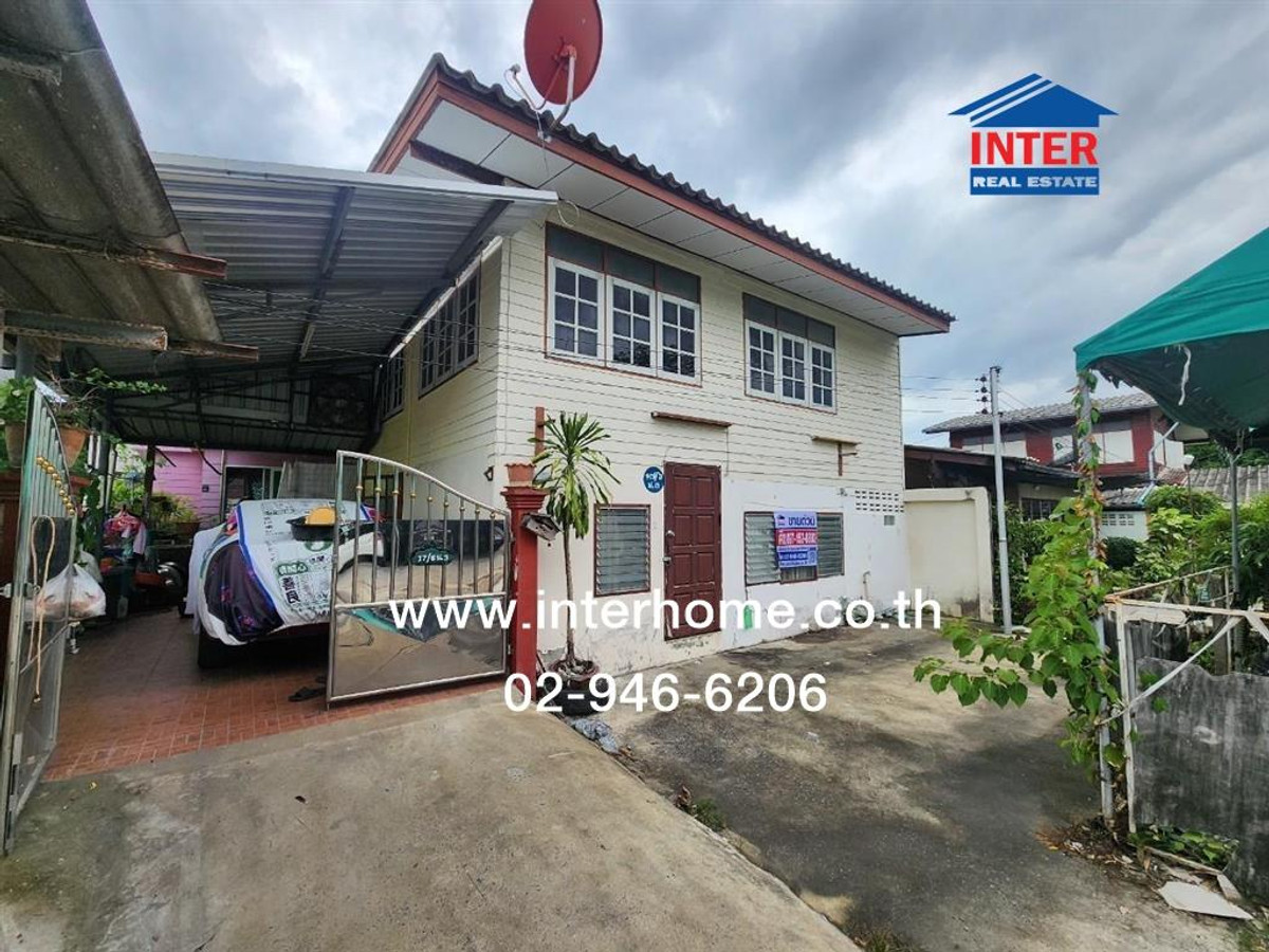 For SaleHousePinklao, Charansanitwong : 2-story detached house, 41 sq m. Detached house near Wat Krachom Thong. Pak Nam Fang North Road (Kaew Ngoen Thong Road) Theparat Road (Pran Nok-Sai 4), Taling Chan District, Bangkok