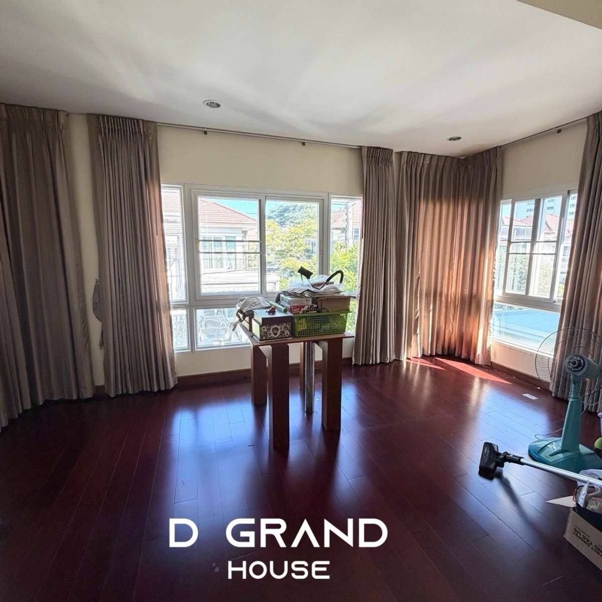 ขายบ้านลาดพร้าว เซ็นทรัลลาดพร้าว : ขายบ้านเดี่ยว The Gallery House ลาดพร้าว ซอย 1 สุดยอดทำเลลาดพร้าวตอนต้น