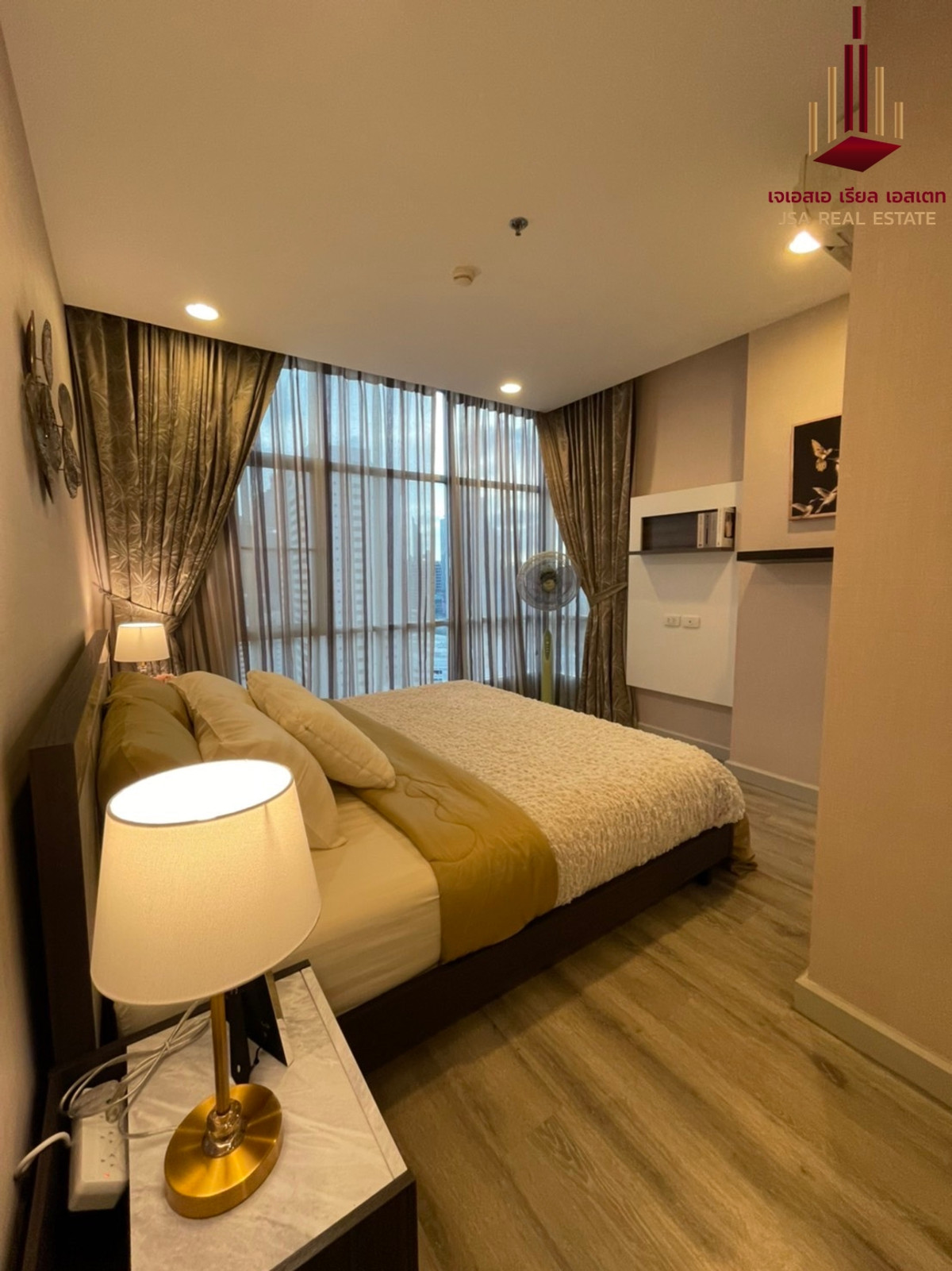 For SaleCondoSathorn, Narathiwat : ✨ For Sale: Centric Sathorn - St.Louis Condo ✨ 💰 Only 9,000,000 THB