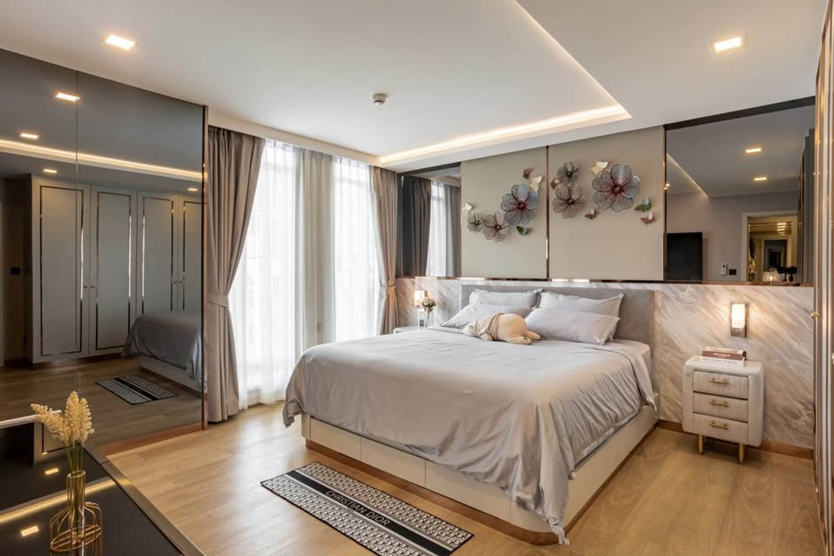 ให้เช่าคอนโดสาทร นราธิวาส : For rent Maestro 01 (Yenarkard) 1Bed 2Bath 80Sqm. Fullyr Furniture