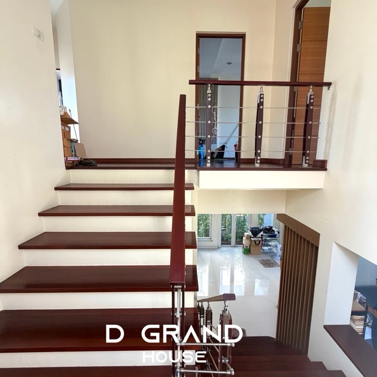 ขายบ้านลาดพร้าว เซ็นทรัลลาดพร้าว : ขายบ้านเดี่ยว The Gallery House ลาดพร้าว ซอย 1 สุดยอดทำเลลาดพร้าวตอนต้น