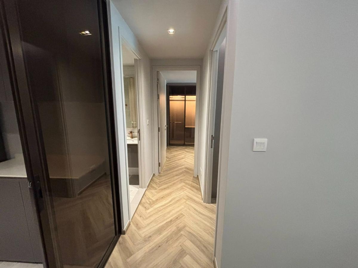 For RentCondoSukhumvit, Asoke, Thonglor : 🔥Urgent for rent🔥Chapter Thonglor 25, brand new, 2 bedrooms, 2 bathrooms, fully furnished and equipped, ready to move in❗