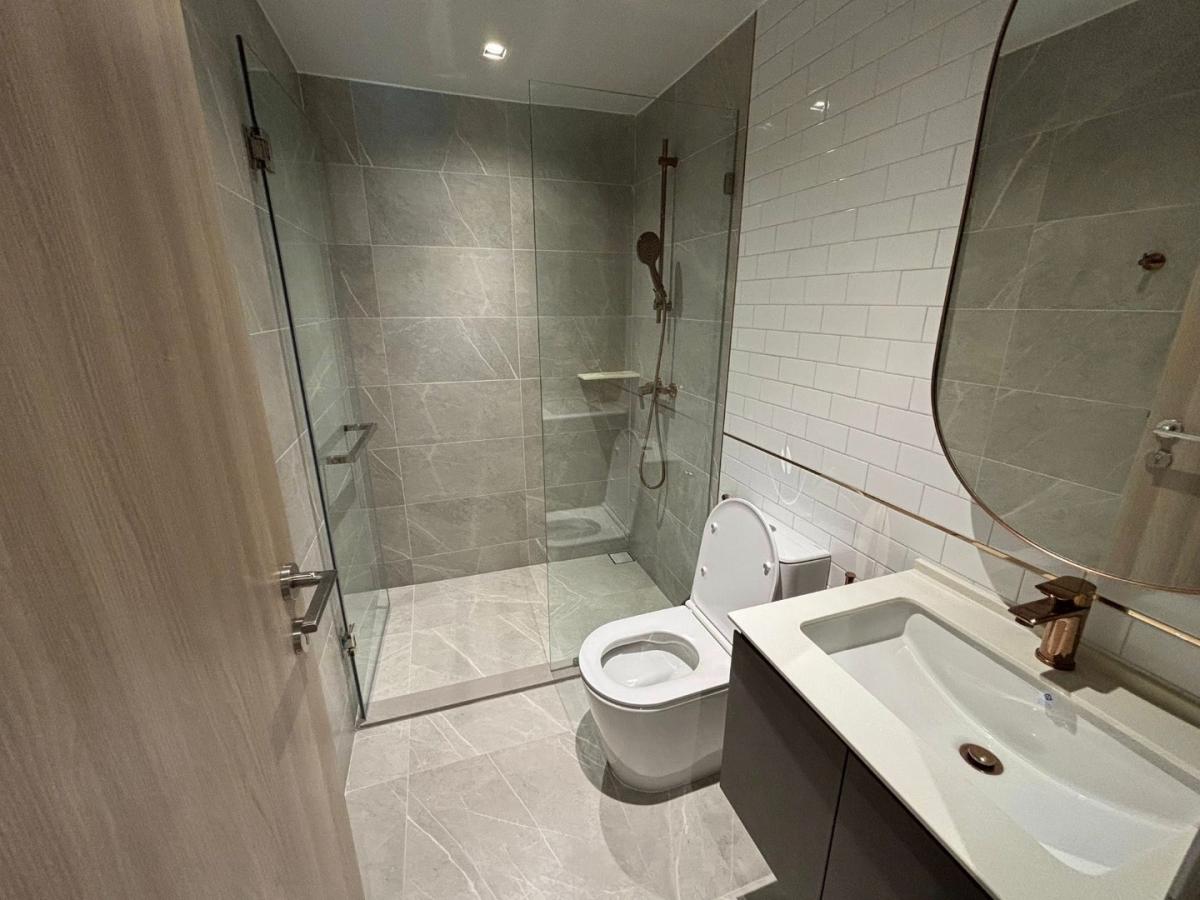 For RentCondoSukhumvit, Asoke, Thonglor : 🔥Urgent for rent🔥Chapter Thonglor 25, brand new, 2 bedrooms, 2 bathrooms, fully furnished and equipped, ready to move in❗