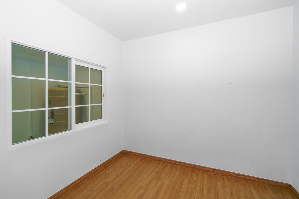 For SaleTownhomePattanakan, Srinakarin : P-2871 for sale!! Newly renovated house, ready to move in, near the expressway, Golden Town 2 On Nut-Phatthanakan.