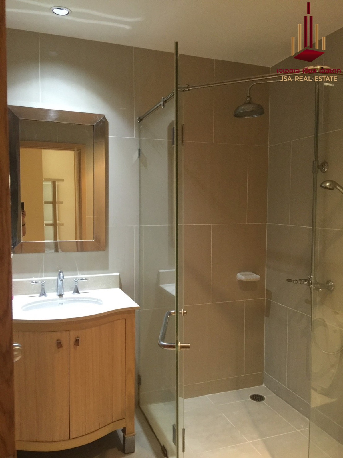 ขายคอนโดสาทร นราธิวาส : ✨ For Sale: The Empire Place Condo ✨  💰 Only  7,000,000THB