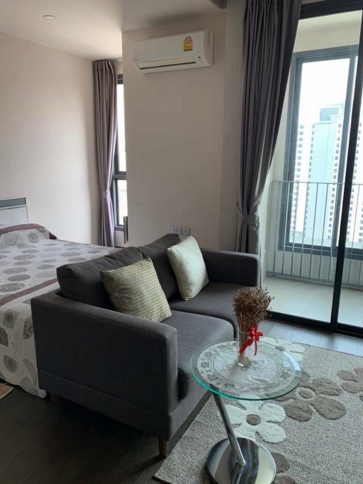 For RentCondoRatchathewi,Phayathai : For rent IDEO Q Siam - Ratchathewi 
 Rental price 20,000 baht/month.