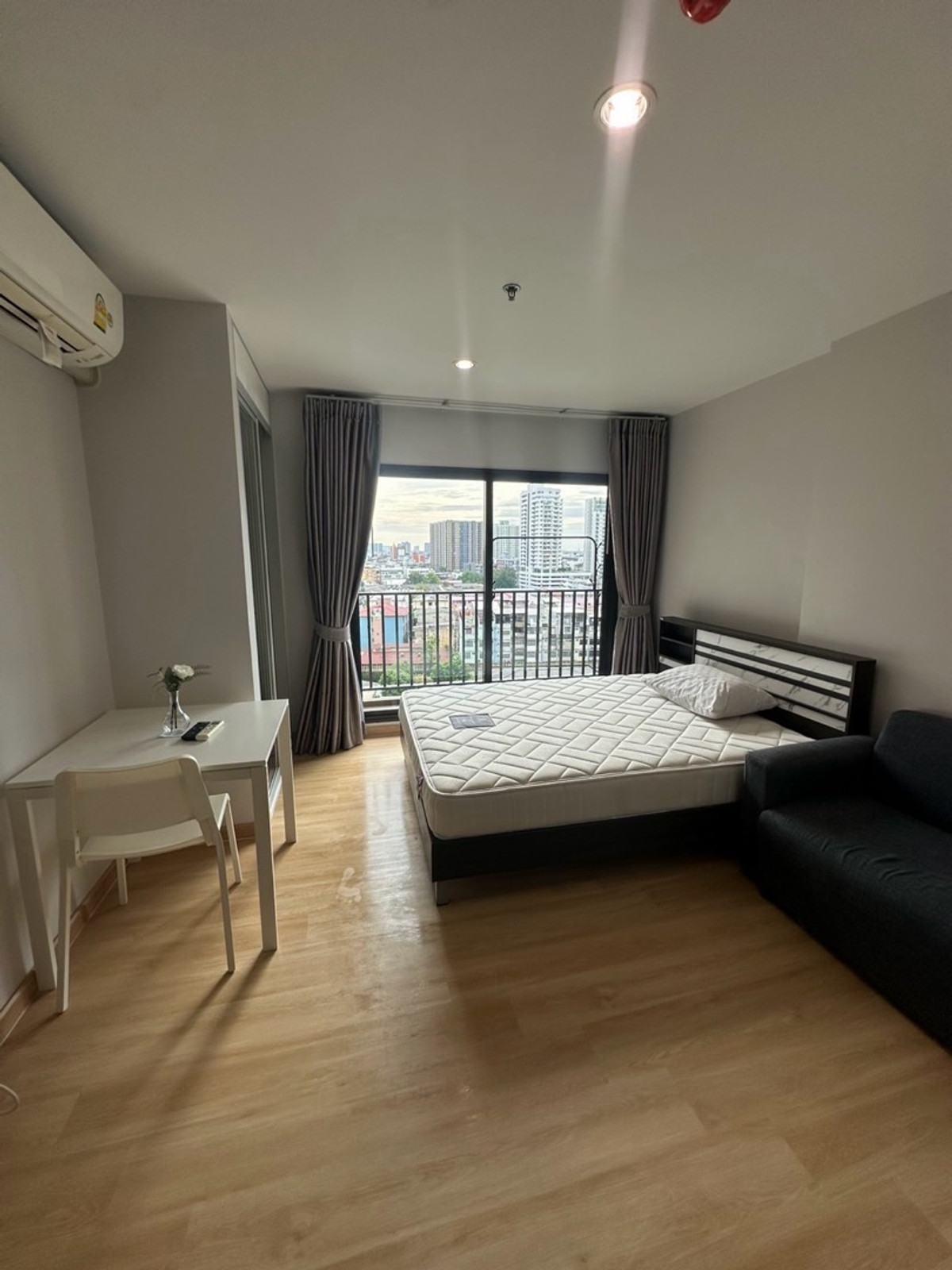 ให้เช่าคอนโดปิ่นเกล้า จรัญสนิทวงศ์ : ให่เช่า Parkland Charan ปิ่นเกล้า 1 ห้องนอน