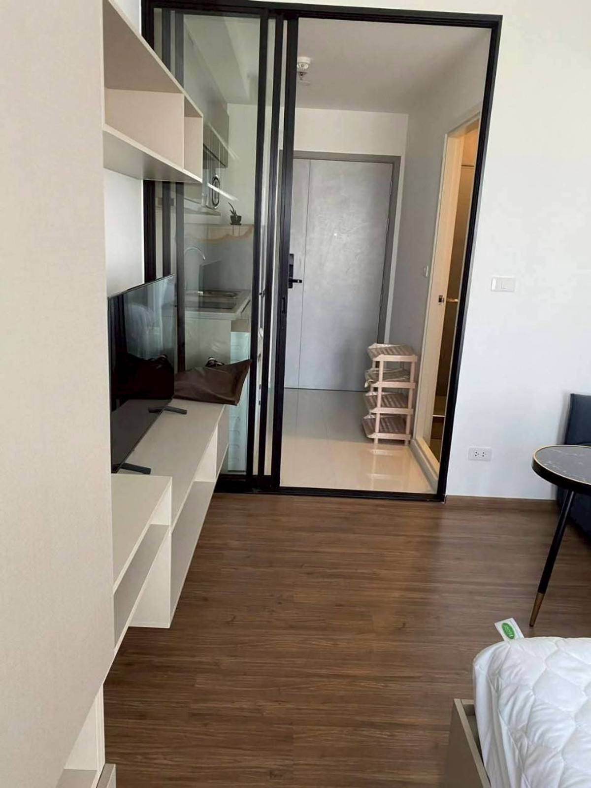 ให้เช่าคอนโดมีนบุรี-ร่มเกล้า : ✅ OGR159 ✅ Line : @p2nproperty