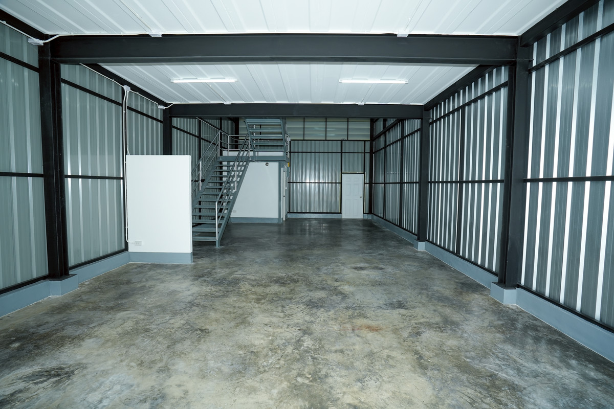 For RentWarehousePattanakan, Srinakarin : Warehouse with office Near Sri Nut BTS Station, Sukhumvit 77, On Nut 51 ( SPSEVE1188 )