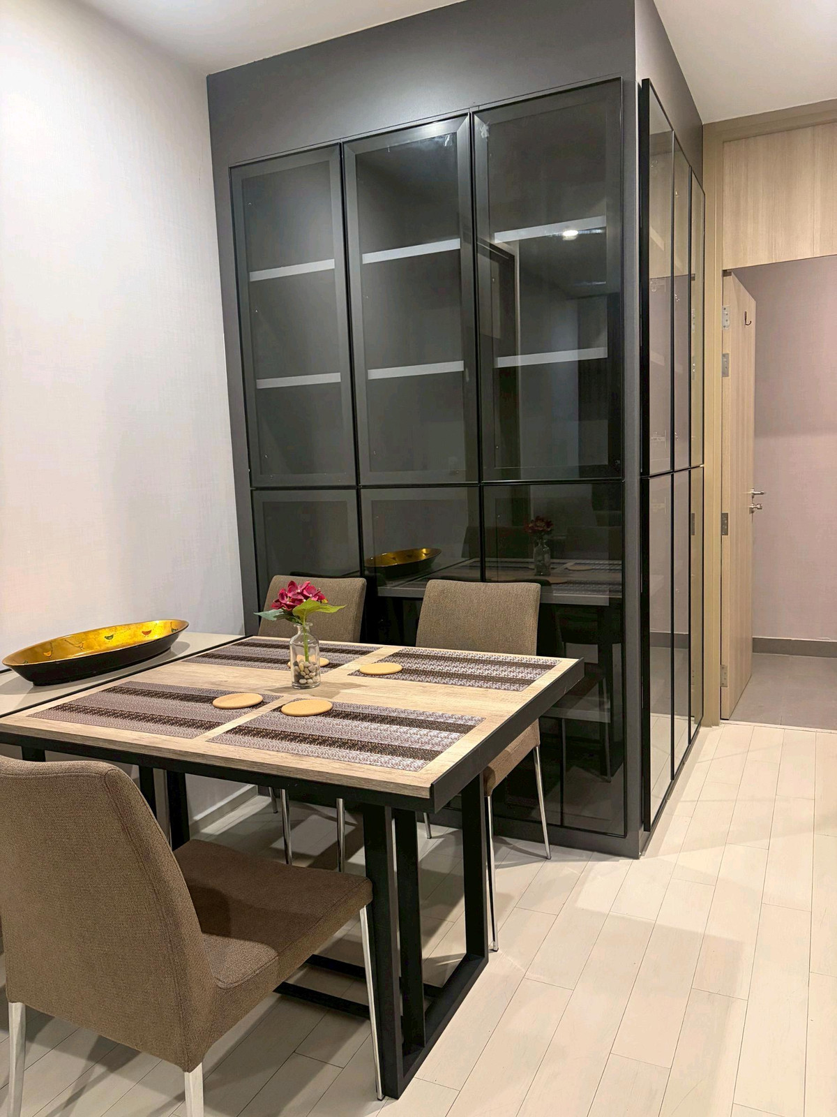 ให้เช่าคอนโดวิทยุ ชิดลม หลังสวน : ลดราคาพิเศษ‼️ Noble ploenchit 🌈ติด BTS เพลินจิต