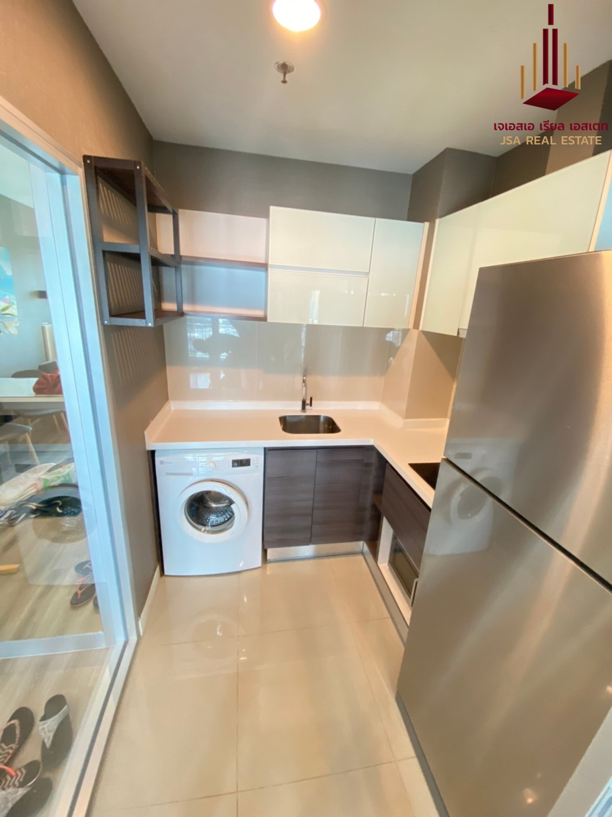 ขายคอนโดสาทร นราธิวาส : ✨ For Sale: Centric Sathorn - St.Louis Condo ✨  💰 Only 16,000,000 THB