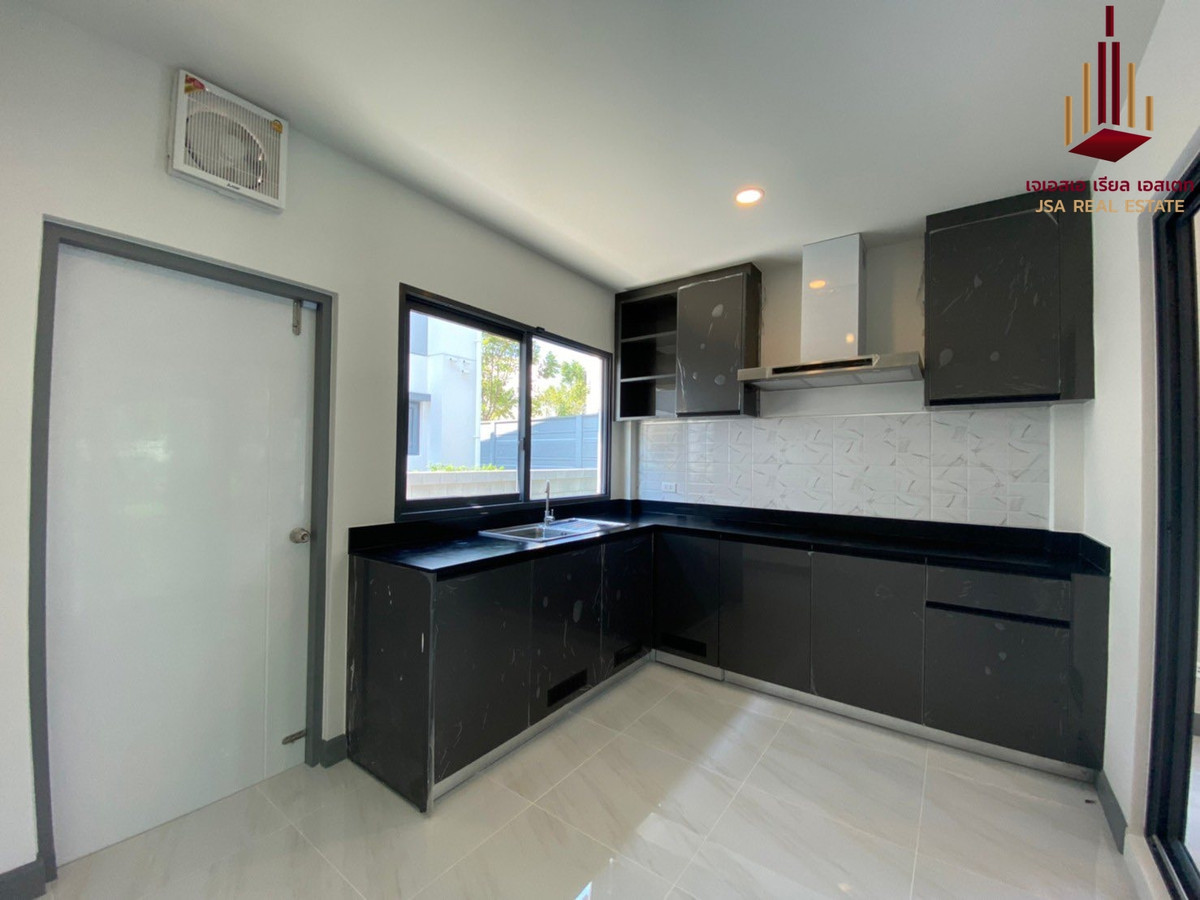 ขายบ้านลาดกระบัง สุวรรณภูมิ : ✨ For Sale:   The City Sukhumvit-Onnut✨  💰 Only 14,900,000 THB