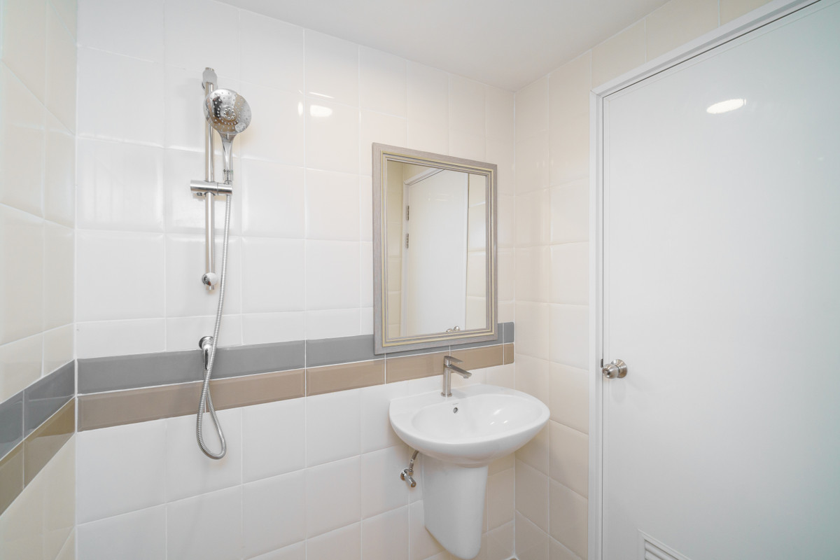 For SaleTownhomePattanakan, Srinakarin : P-2870 for sale!! Newly renovated house, Golden Town 2 On Nut-Phatthanakan, convenient travel.