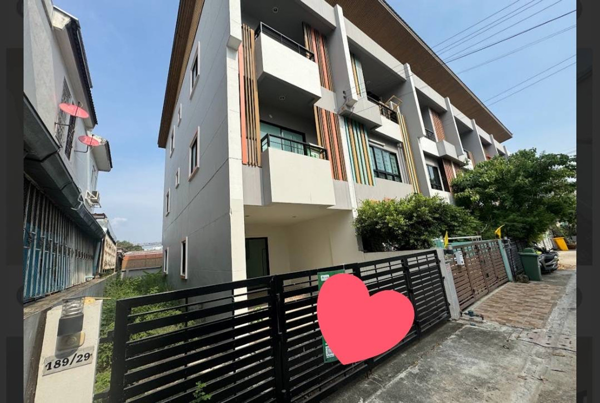 ทาวน์โฮมเกษตร นวมินทร์ ลาดปลาเค้า : บ้านพร้อมอยู่ เดอะซิมโฟนี่ นวมินทร์ 163 หลังมุม ราคาดี ฟังก์ชันครบ