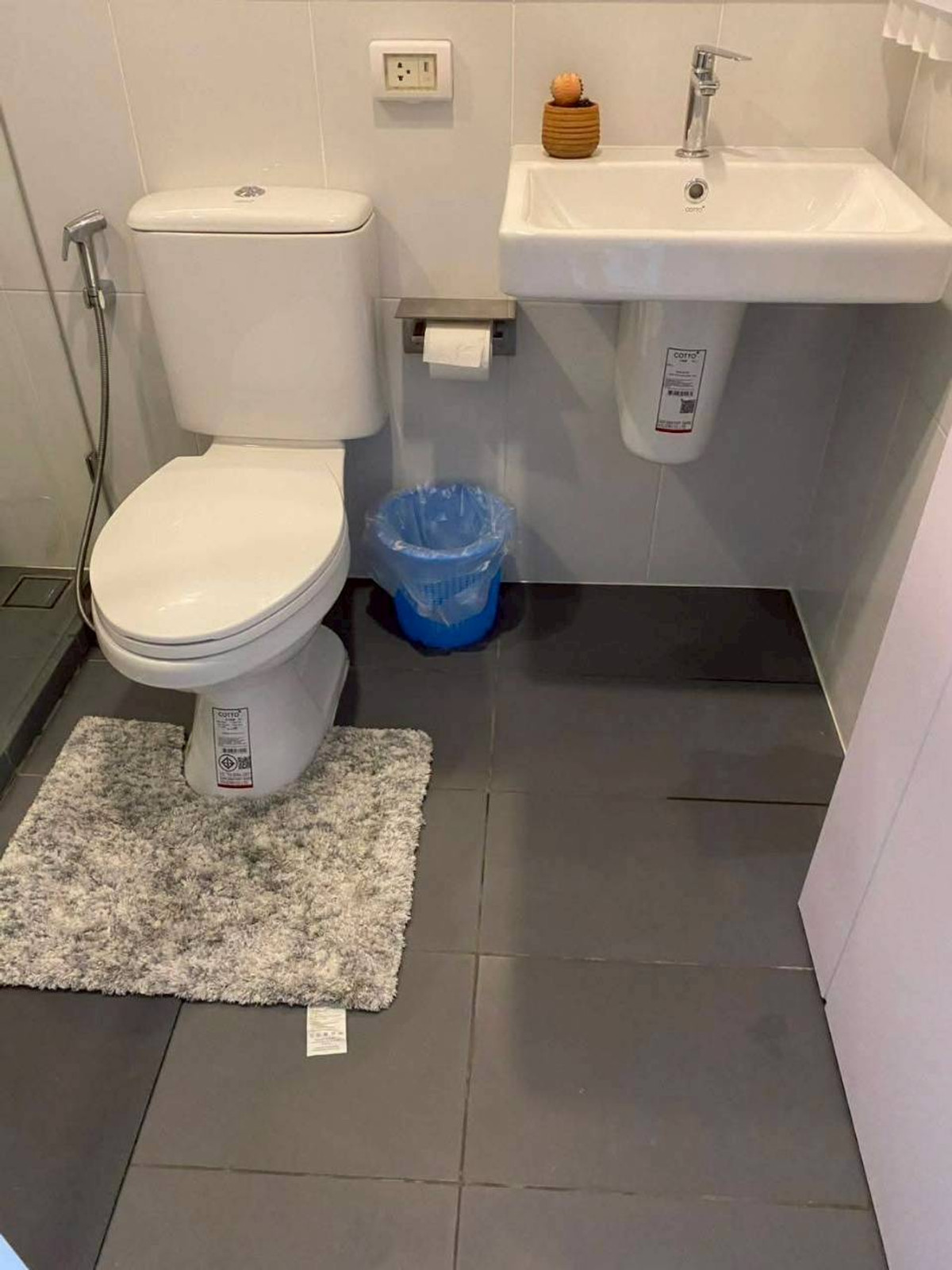 ให้เช่าคอนโดมีนบุรี-ร่มเกล้า : ✅ OGR159 ✅ Line : @p2nproperty