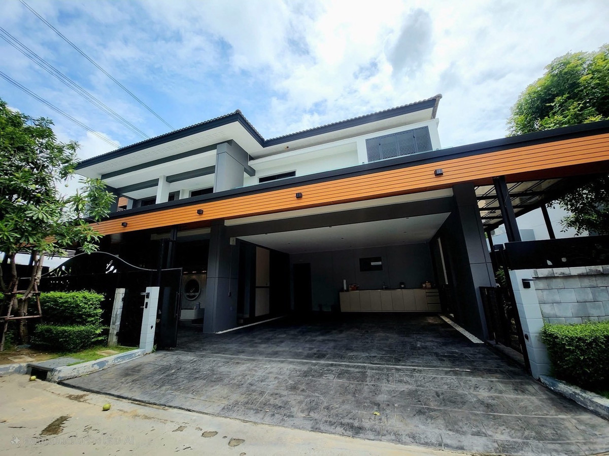 For RentHouseBangna, Bearing, Lasalle : ▲Single house for rent The City Bangna-KM.7▲ 5 bedrooms, 6 bathrooms | private swimming pool There is a maids room. Can raise animals 🐾