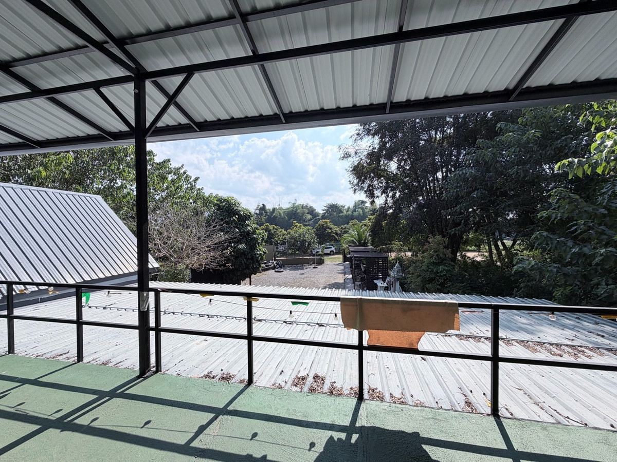 ขายที่ดินลำปาง : [Land Lampang] ขายด่วน! ที่ดิน 1 ไร่กว่า ริมแม่น้ำวัง วิวดี ใกล้เมืองลำปาง เหมาะสร้าง Private Luxury Villa รีสอร์ท ร้านอาหาร ลานแคมป์ปิ้ง