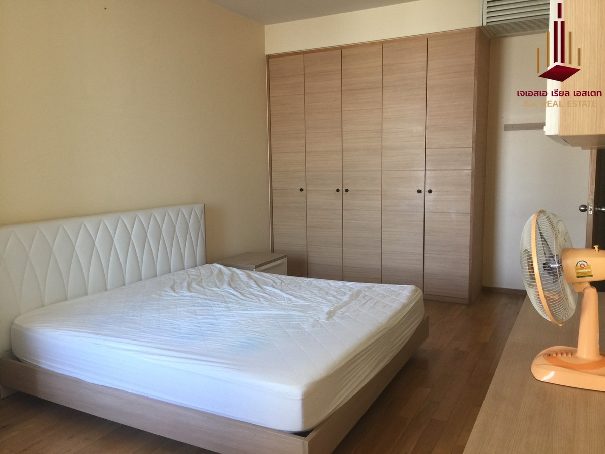 ขายคอนโดสาทร นราธิวาส : ✨ For Sale: The Empire Place Condo ✨  💰 Only  7,000,000THB