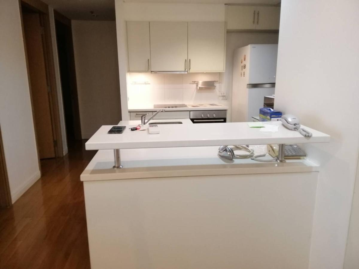 For RentCondoSilom, Saladaeng, Bangrak : Luxury 3-Bed Condo The Royal Saladaeng 150 sqm near BTS/MRT Sala DaengRent only 85,000 Baht/month with full amenities!