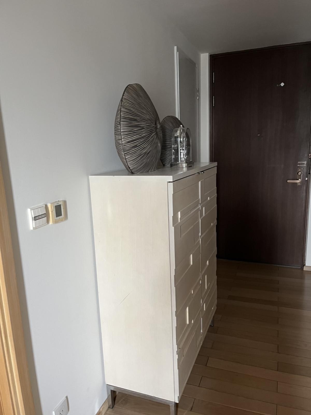 For RentCondoSukhumvit, Asoke, Thonglor : Condo for rent Siri At Sukhumvit, 1 bedroom, near BTS Thonglor Size 52 sq m. Great price 32,000 baht/month!