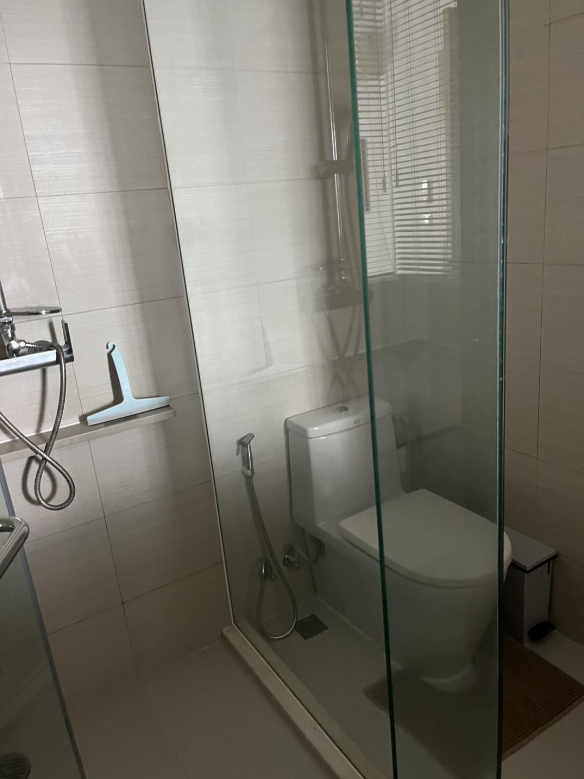 For RentCondoSukhumvit, Asoke, Thonglor : Condo for rent Siri At Sukhumvit, 1 bedroom, near BTS Thonglor Size 52 sq m. Great price 32,000 baht/month!