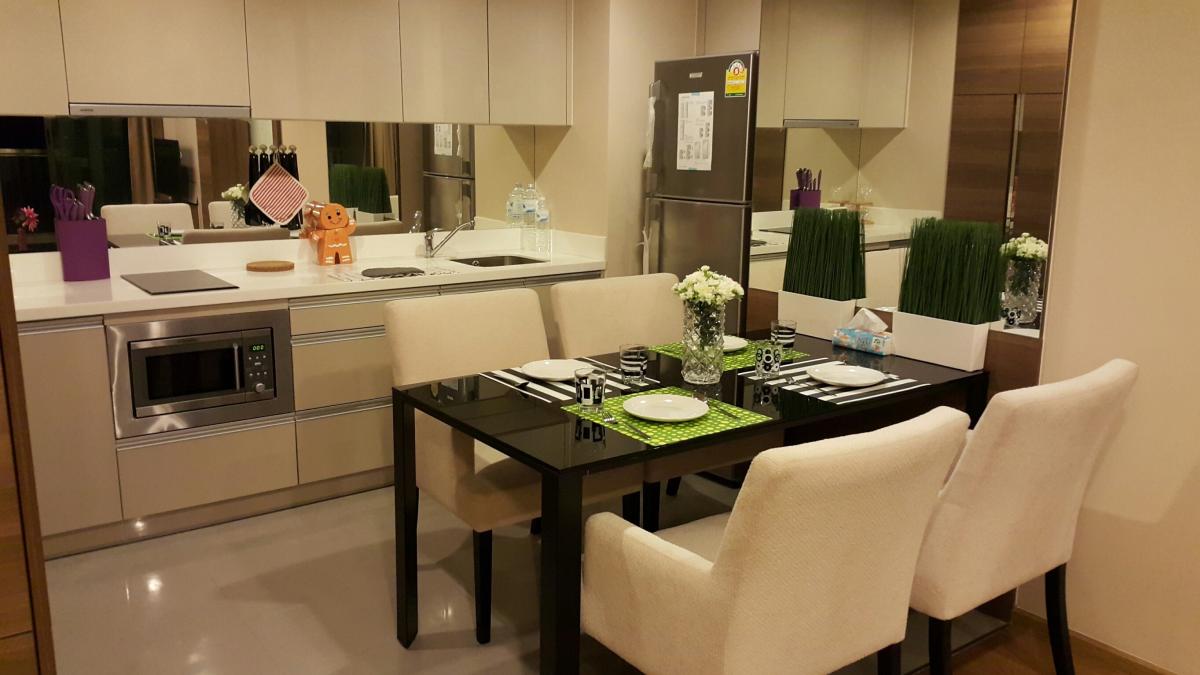 ให้เช่าคอนโดสาทร นราธิวาส : หรูหราบนทำเลทอง! 1 ห้องนอน The Address Sathorn 12 ใกล้ BTS Chong Nonsi วิวสวย ฟิตเนส-สระว่ายน้ำ พร้อมอยู่ ราคาเพียง 32,000 บ./ด.!