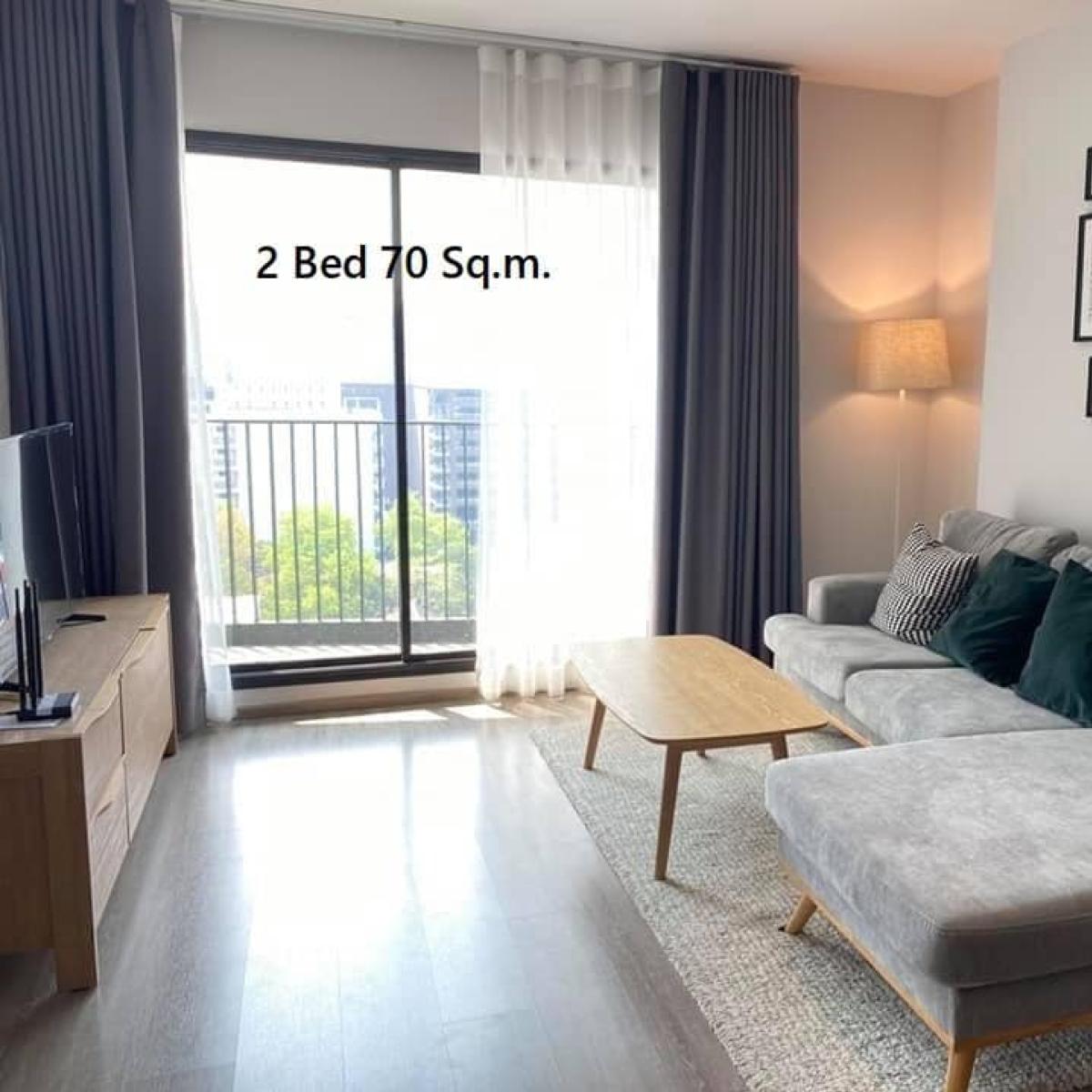 For RentCondoSukhumvit, Asoke, Thonglor : Condo for rent RHYTHM Ekkamai, 2 bedrooms, near BTS Ekkamai Luxurious life in the heart of the city, free full amenities!