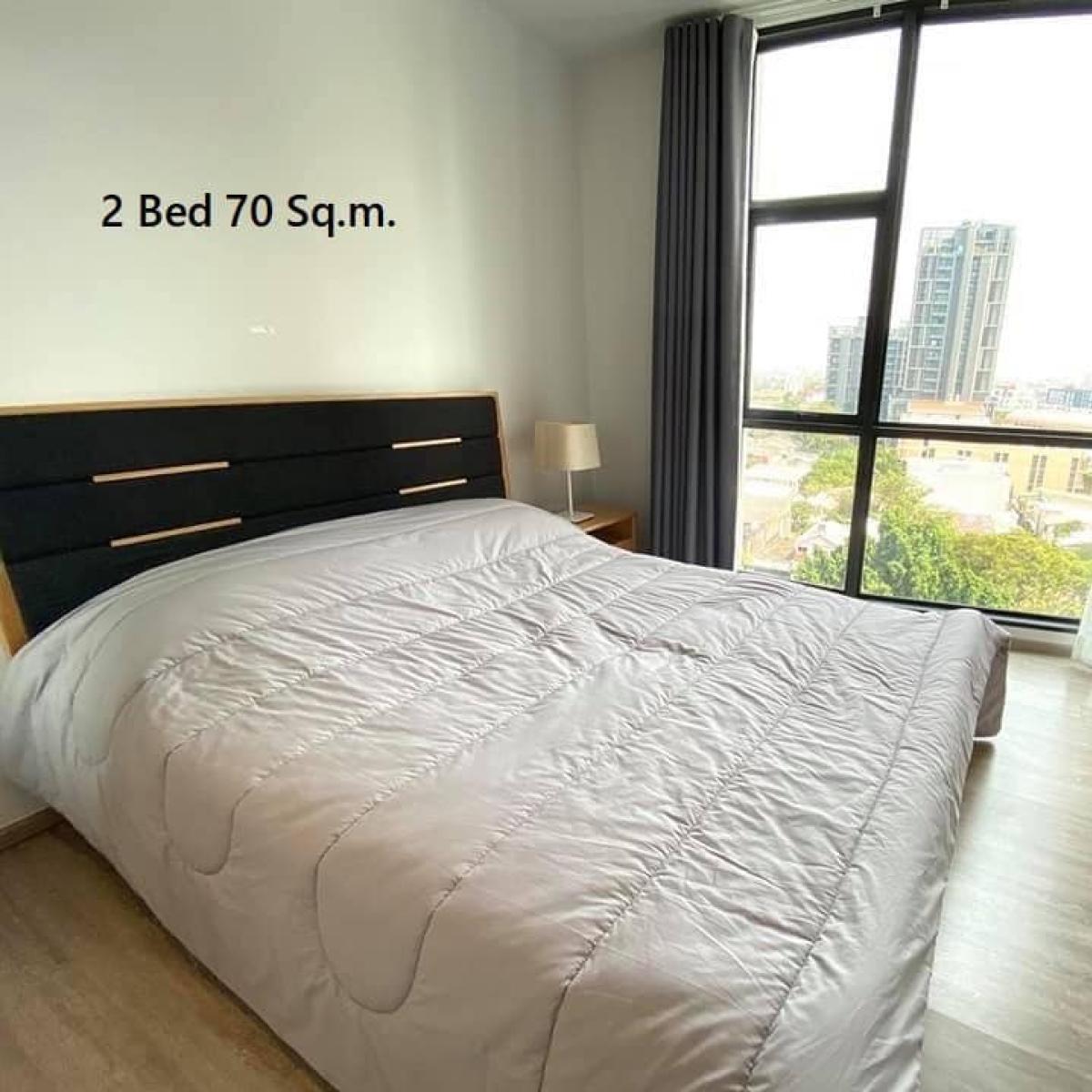 For RentCondoSukhumvit, Asoke, Thonglor : Condo for rent RHYTHM Ekkamai, 2 bedrooms, near BTS Ekkamai Luxurious life in the heart of the city, free full amenities!