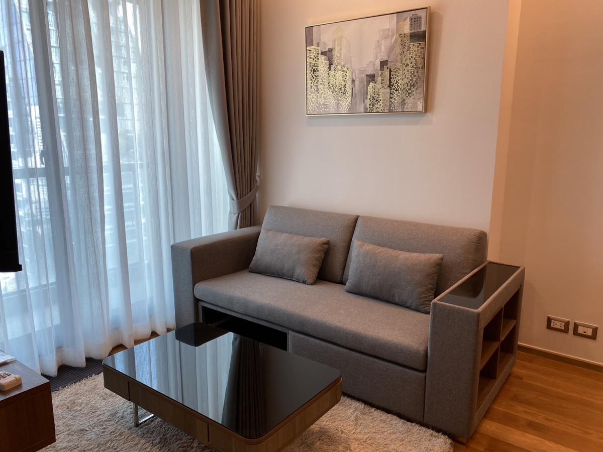 ให้เช่าคอนโดสาทร นราธิวาส : 1 ห้องนอน The Address Sathorn 12 ใกล้ BTS Chong Nonsi เช่าคอนโดหรู 46.5 ตร.ม. พร้อมสระว่ายน้ำและฟิตเนส เพียง 38,000 บาท/ด.