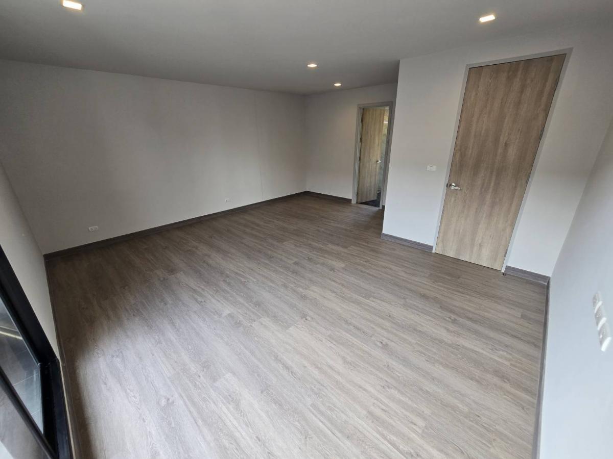 For RentTownhomeChaengwatana, Muangthong : Single house, 4 bedrooms, 4 bathrooms, with a wide area of 194 sq m. Rent for only 30,000 baht per month, ready to move in immediately!