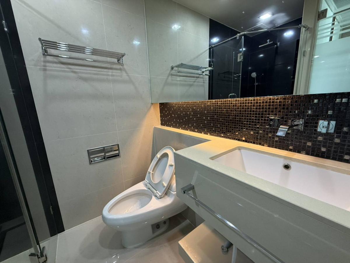 ให้เช่าคอนโดสาทร นราธิวาส : 03/04/2026, # 🔥 ห้องสวย 1 นอน ติดBTS ช่องนนทรี The Address Sathorn 12 พร้อมอยู่ ใกล้เซ็นทรัลสีลม 📍 0642748883