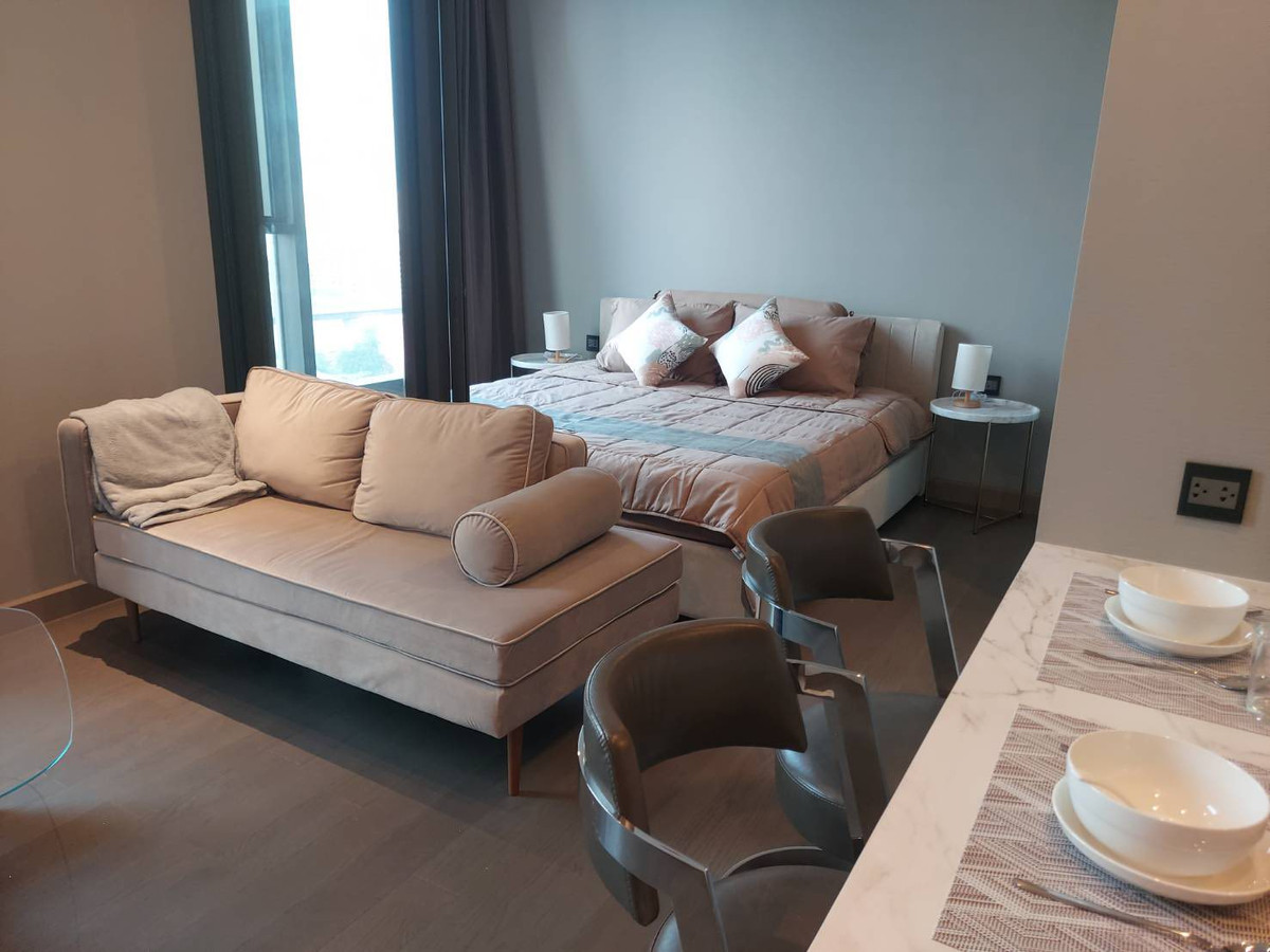 For RentCondoRama9, Petchburi, RCA : The Esse at Singha Complex for rent, 35,000 baht [NCr251128]