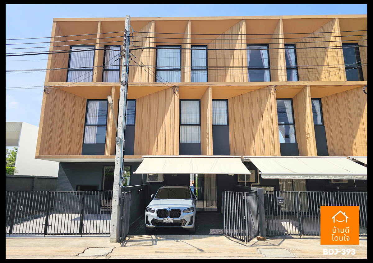 For SaleTownhomeNawamin, Ramindra : Home office for sale Plume Watcharaphon-Ekkamai (22.5 sq m) near Watcharaphon 5 intersection, decorated and ready to move in.