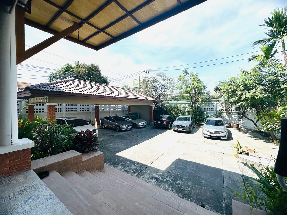 ขายบ้านสมุทรปราการ สำโรง : บ้านเดี่ยว 2 ชั้น ปลูกสร้างเอง แบริ่ง 13 ใกล้ BTS แบริ่ง -ลาซาน  บางนา สำโรงเหนือ สมุทรปราการ