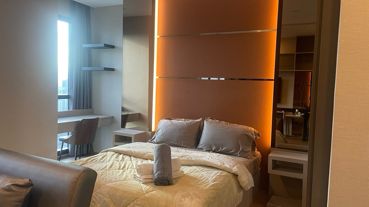 ให้เช่าคอนโดสยาม จุฬา สามย่าน : For Rent ASHTON CHULA-SILOM 
 1 bed 34.5 sqm ราคา 26,000 บาท/เดือน ชั้นสูง