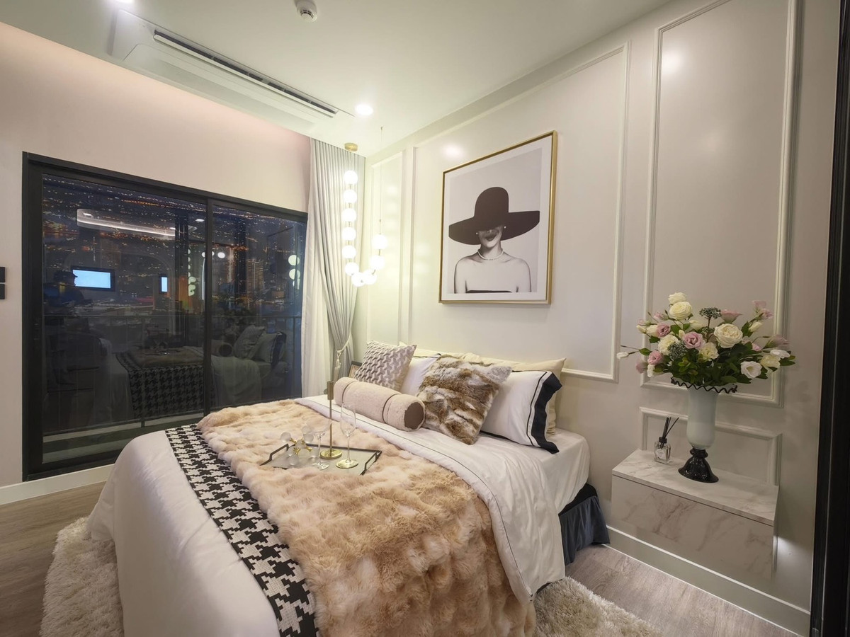 For SaleCondoWongwianyai, Charoennakor : *Owner sells it himself* Price around VVIP Supalai Premier Taksin Wongwian Yai, 1 BR, high floor, city view.