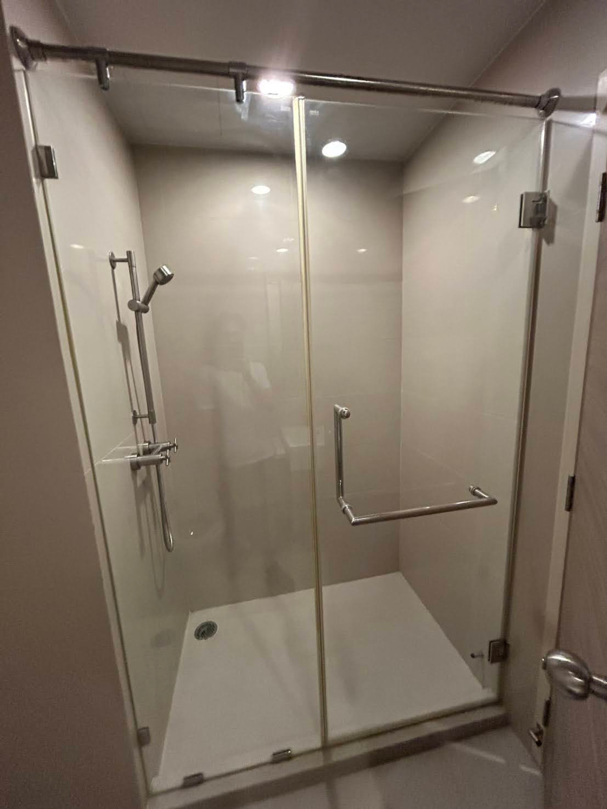 For SaleCondoWongwianyai, Charoennakor : for sale condo Hive Taksin (S15-11583)