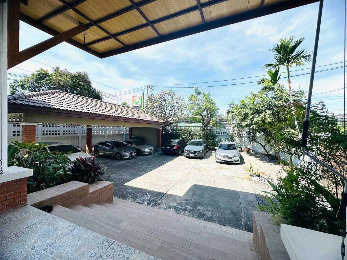 ขายบ้านสมุทรปราการ สำโรง : บ้านเดี่ยว 2 ชั้น ปลูกสร้างเอง แบริ่ง 13 ใกล้ BTS แบริ่ง -ลาซาน  บางนา สำโรงเหนือ สมุทรปราการ