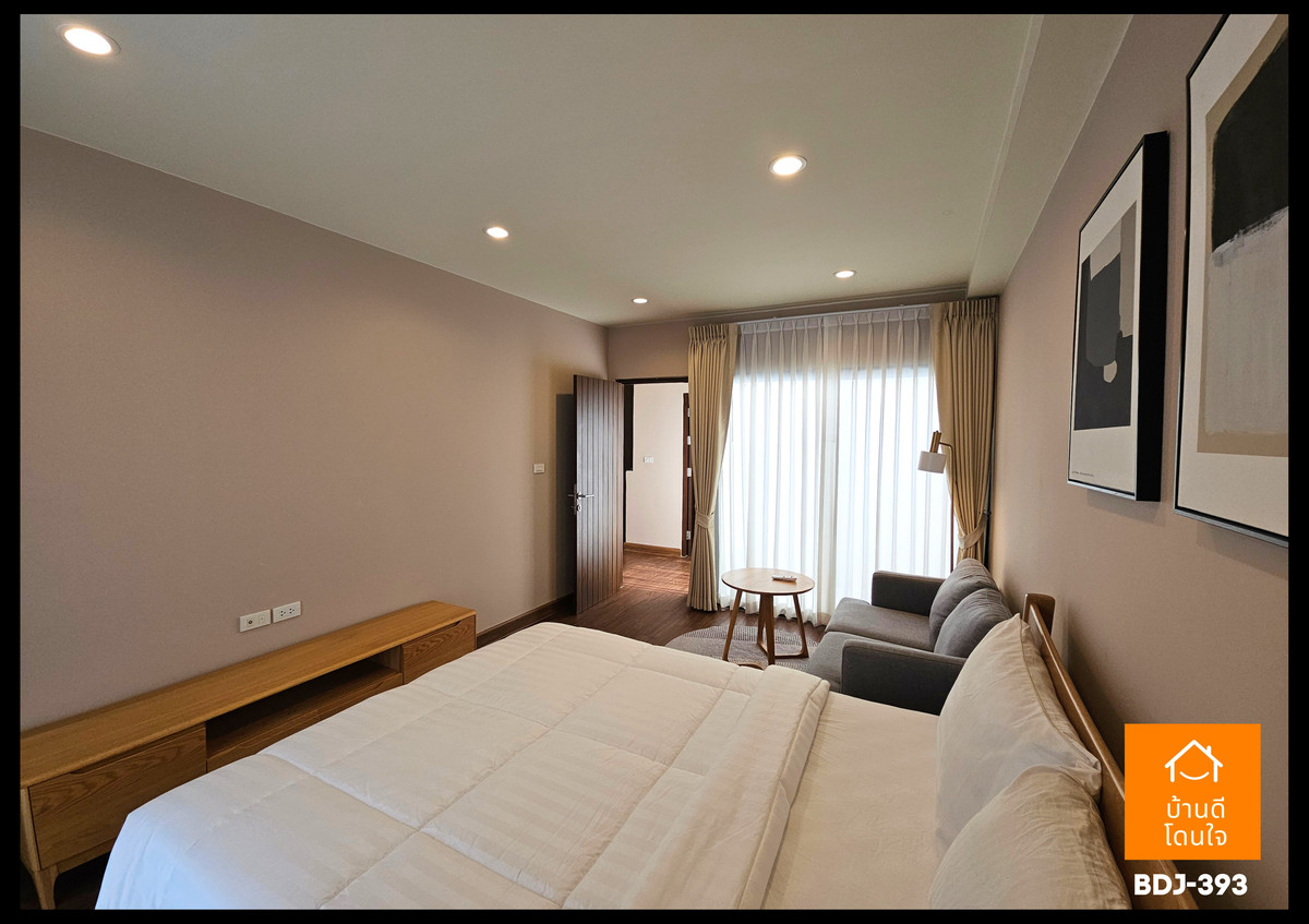 For SaleTownhomeNawamin, Ramindra : Home office for sale Plume Watcharaphon-Ekkamai (22.5 sq m) near Watcharaphon 5 intersection, decorated and ready to move in.