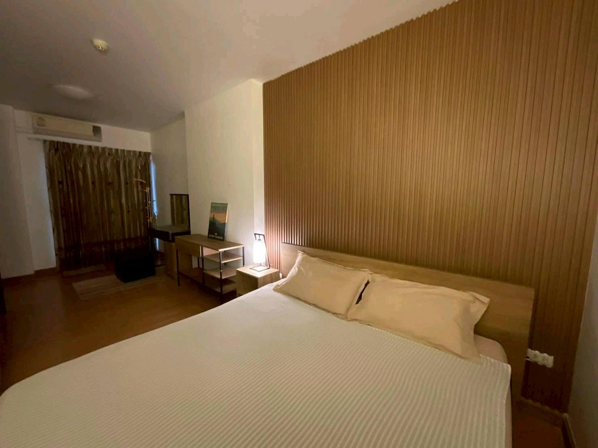 For RentCondoRama9, Petchburi, RCA : MRT Blue Line