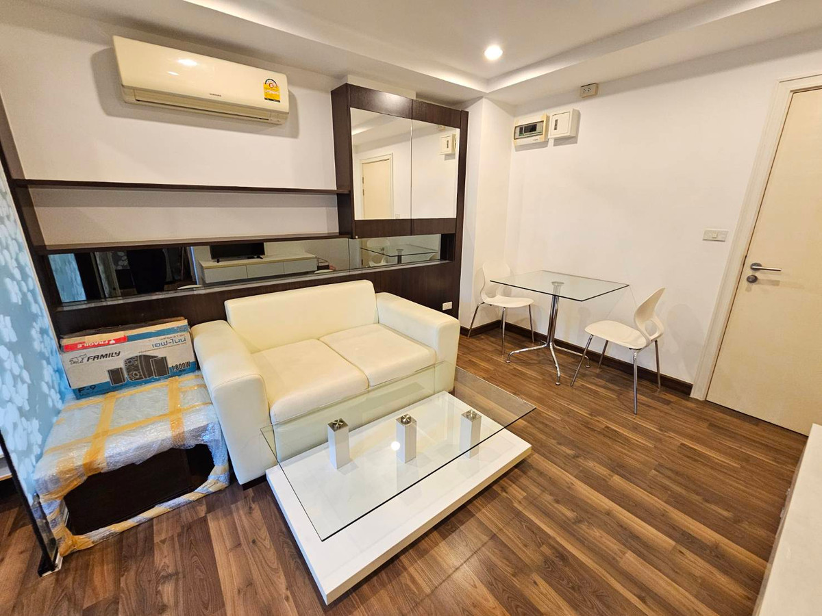 ให้เช่าคอนโดนวมินทร์ รามอินทรา : ห้องใหม่ ไม่เคยปล่อยเช่าเลย วิวสระว่ายน้ำ วิวสวนสวย เช่า 1 ห้องนอน 1 ห้องน้ำ ปาร์ค เอ็กโซ เกษตร นวมินทร์  Parc Exo Kaset Navamin