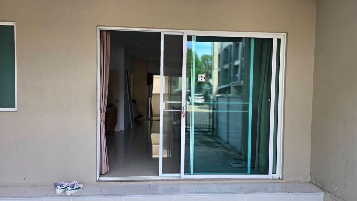 ให้เช่าทาวน์โฮมอ่อนนุช อุดมสุข : ให้เช่าด่วน พร้อมเข้าอยู่ 