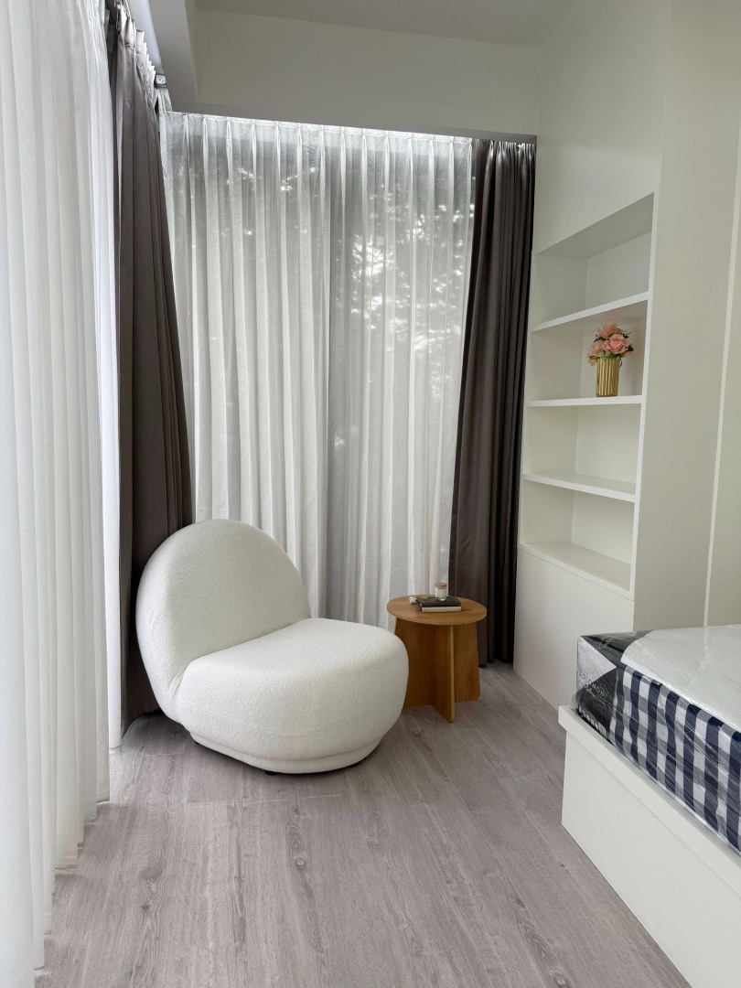 ให้เช่าคอนโดสุขุมวิท อโศก ทองหล่อ : 🔥ให้เช่าด่วน🔥ไซมิส จอยญ่า 2ห้องนอน ตกแต่งสวย เฟอร์นิเจอร์ครบพร้อมเข้าอยู่ ใกล้รถไฟฟ้า BTS พร้อมพงษ์